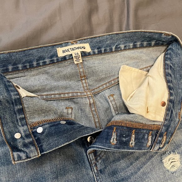 Madewell Rivet and Thread Button Fly Boyfriend Distressed Jeans - Picture 2 of 3